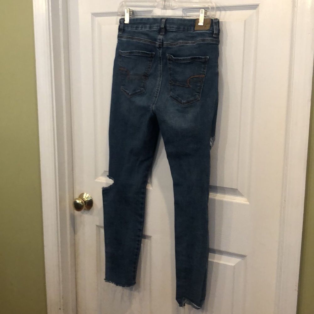 American Eagle Women’s 6 Short Distressed Curvy super high rise Jegging Jeans - Picture 12 of 16